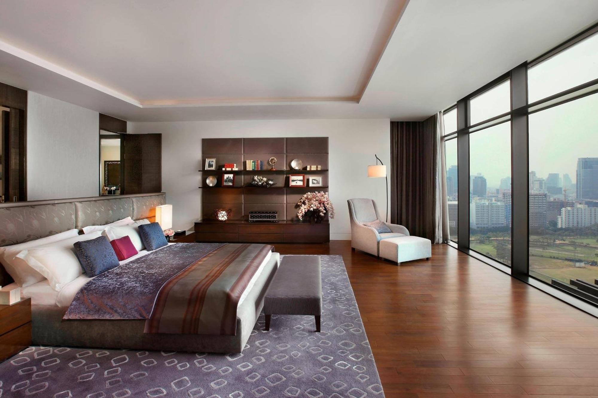 The St. Regis Отель